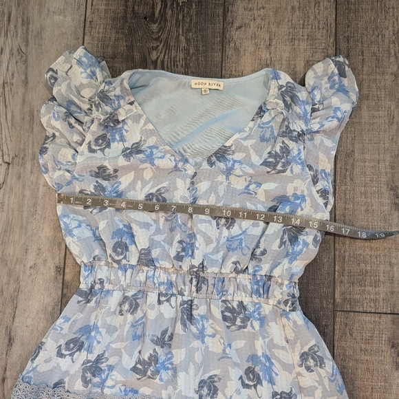 Moon River Floral Blue Ruffle Dress Size M - Picture 5 of 7